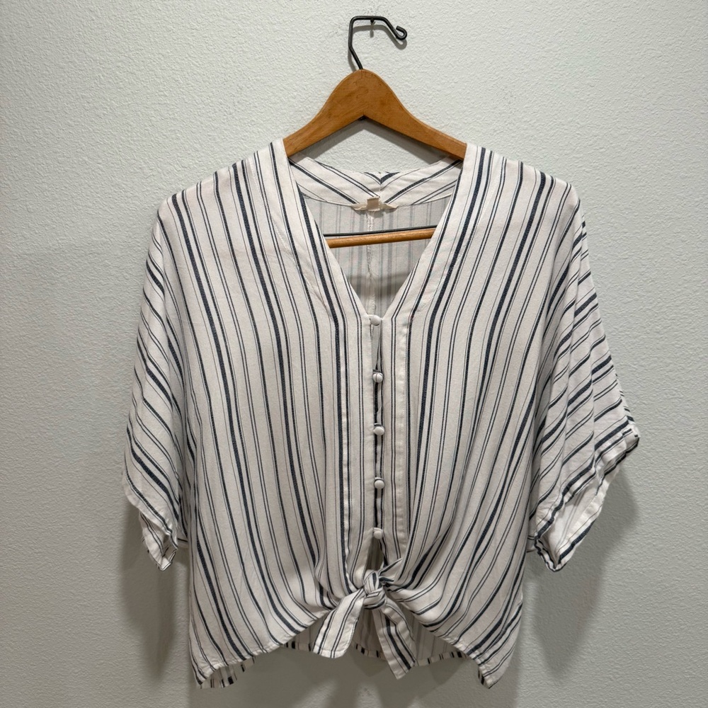 SIM & SAM Blue-Gray & White Vertical Stripe Tie-Front Button Up Size L